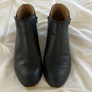 Lucky brand black leather booties Womens size 8.5 medium